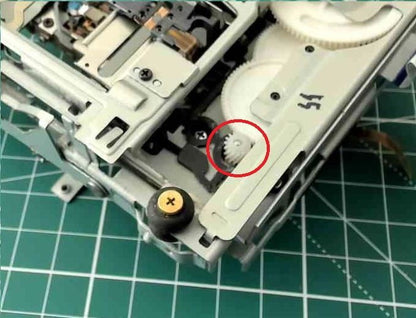 Engrenage du moteur de chargement pour MiniDisc Sony MDS-JE700